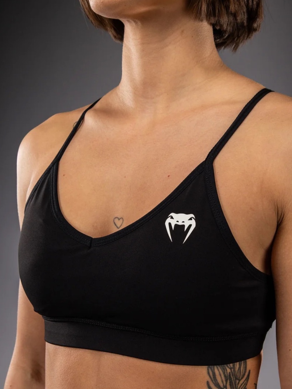 Venum Women Essential
Low Impact Sports Bra - Black XS